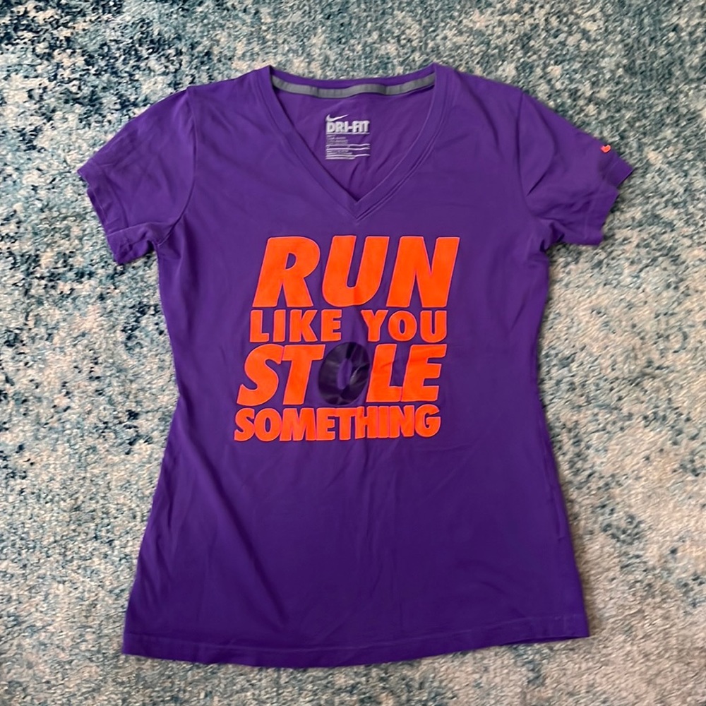 Nike “Run Like You Stole Something” top size M